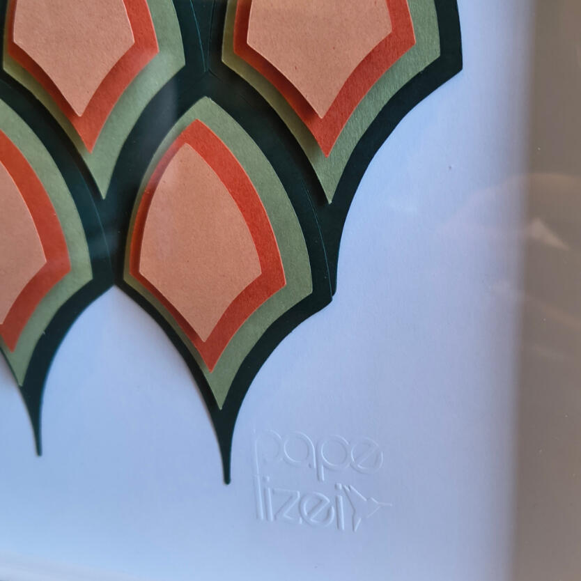 Vértice II Escultura em papel. Coleção Vértice