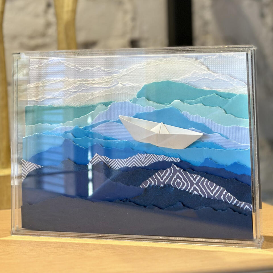 Escultura em papel. Coleção Vértice